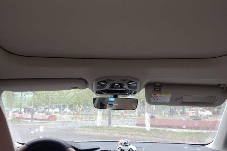 Used Lynk & Co 06 EM-P 2022 PHEV Shero Pink Special Edition