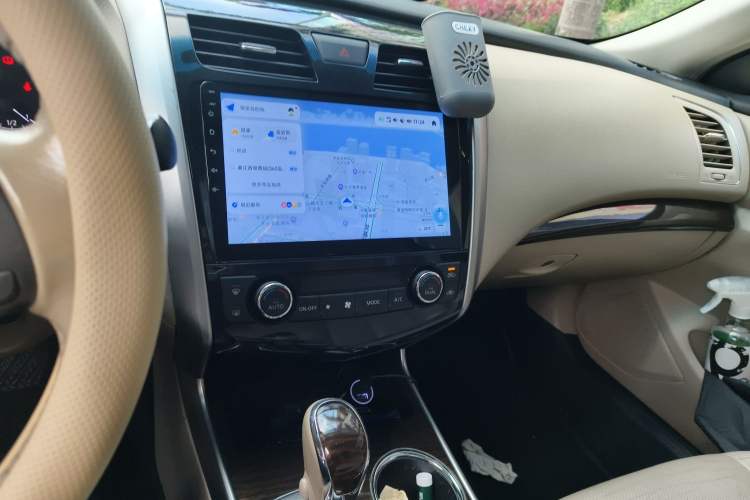 Used Nissan Teana 2013 2.0L XL Comfort Edition Audio And AC Panel