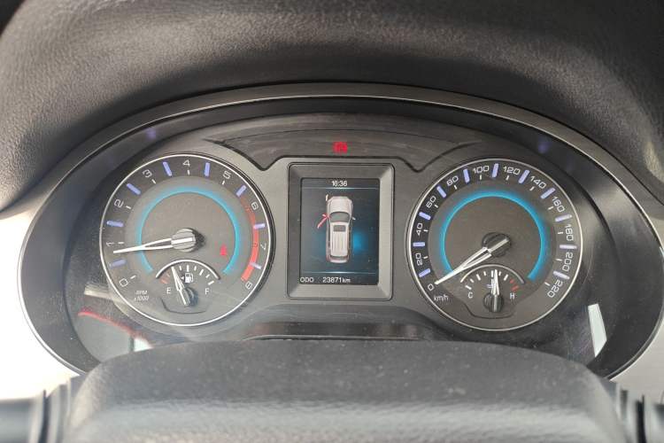 Used Haval H2 2018 Red-Label 1.5T Manual Two-Wheel Drive Elite Model Instrument Cluster