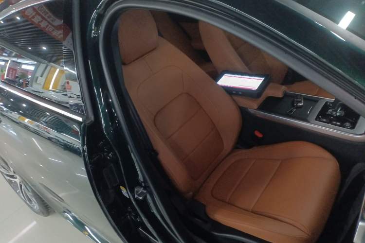 Used Jaguar XEL 2024 2.0T 250 PS R-DYNAMIC S Advanced Sport Edition
