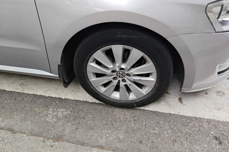 Used Volkswagen Lavida 2013 Revised Version 1.4 TSI DSG Comfort Edition
