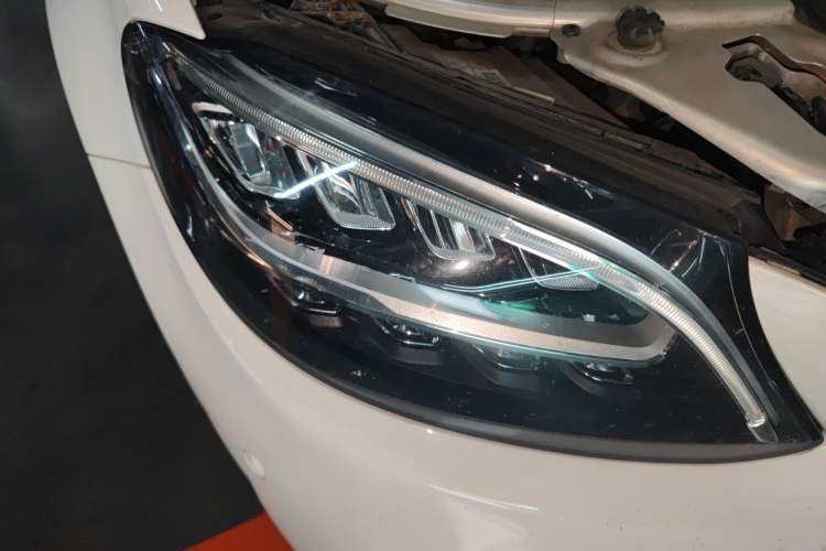 Used Mercedes-Benz C-Class 2019 C 260 Sport Edition Right Front Headlight