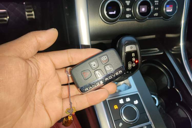 Used Land Rover Range Rover Sport 2017 3.0 SC V6 HSE DYNAMIC
