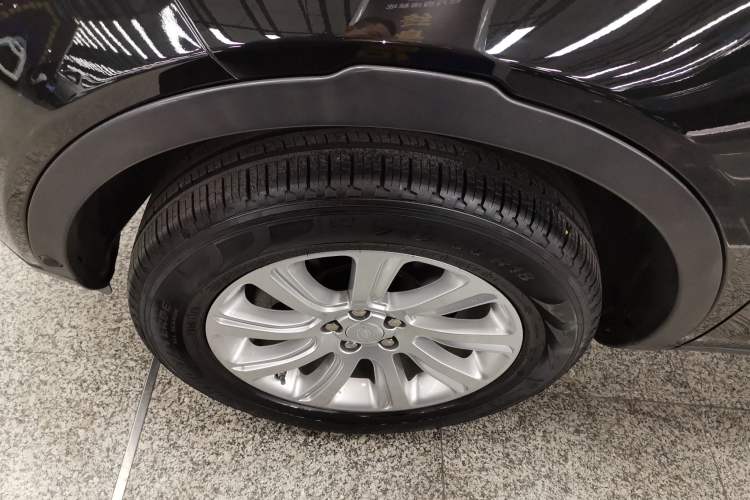 Used Land Rover Discovery Sport 2018 240 PS SE Version