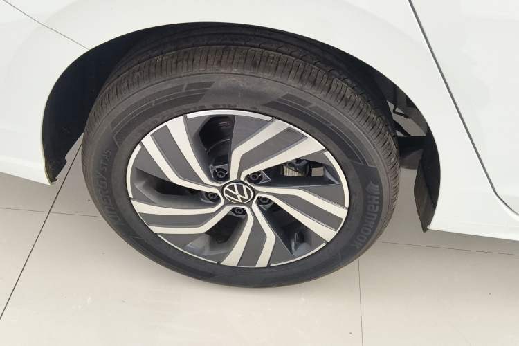 Used Volkswagen Bora 2025 Facelifted 200TSI DSG Yuexing Navigation Edition
