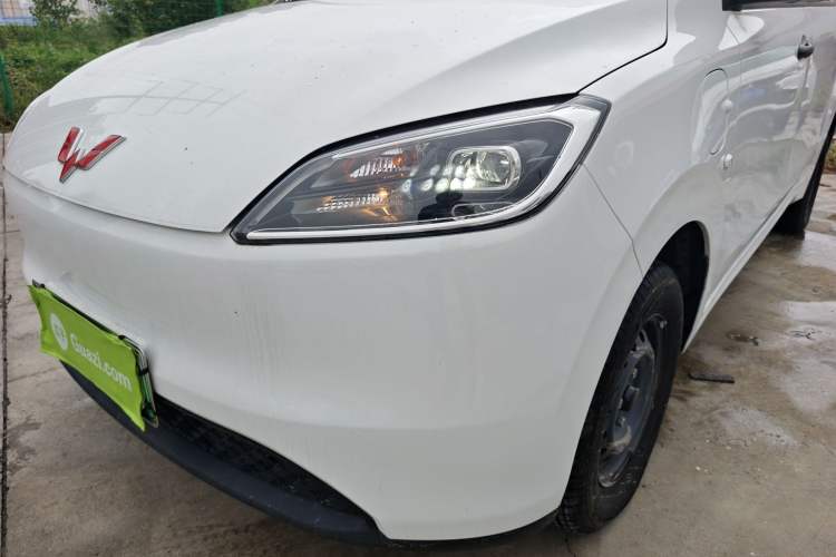 Used Wuling Hongguang New Energy 2024 All-Electric Model 300KM Standard Version