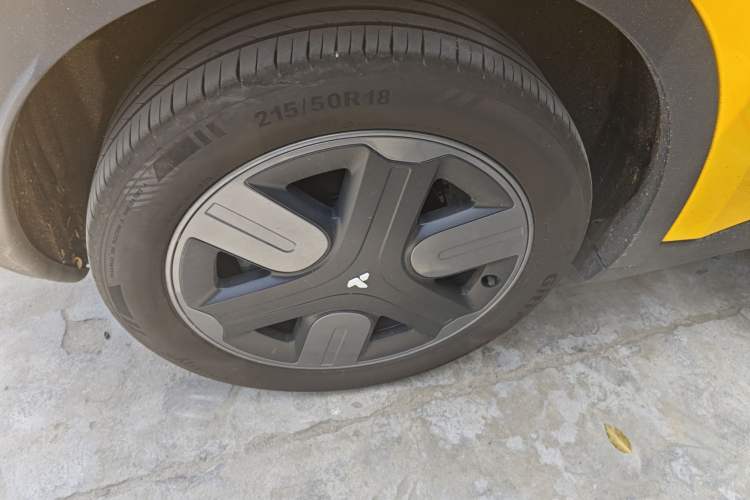 Used firefly 2025 Illuminated Edition
