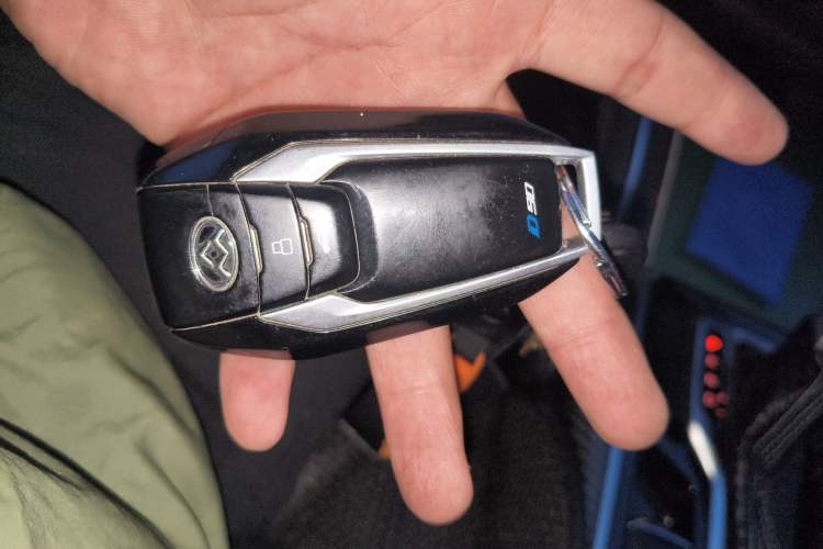 Used SAIC MAXUS D90 2017 2.0T Automatic All-Wheel Drive Sirius