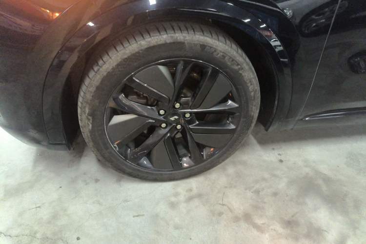 Used Li Auto L9 2022 Max model
