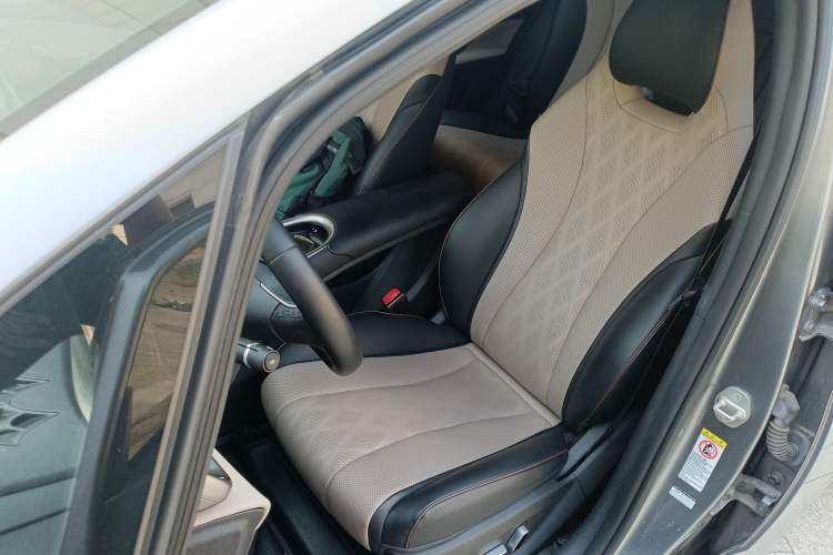 Used BYD Dolphin 2023 420 km Fashion Edition