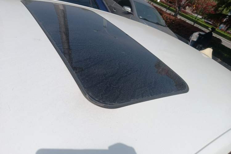 Used Volkswagen Santana 2018 1.5L Automatic Comfort Edition Roof