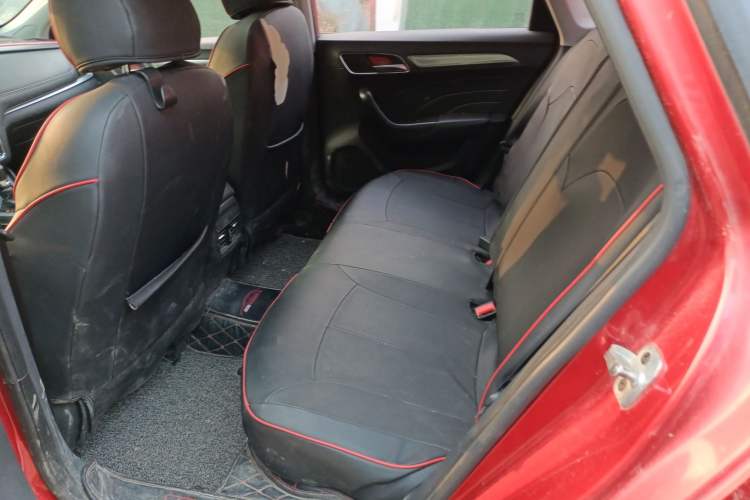 Used Roewe i6 2018 20T Automatic Internet ZhiZun Edition
