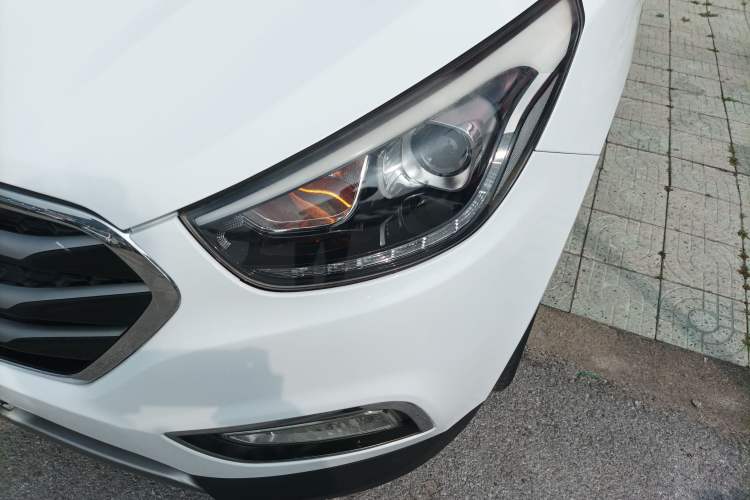 Used Hyundai ix35 2015 2.0L Automatic 2WD Smart Version China V Standard
