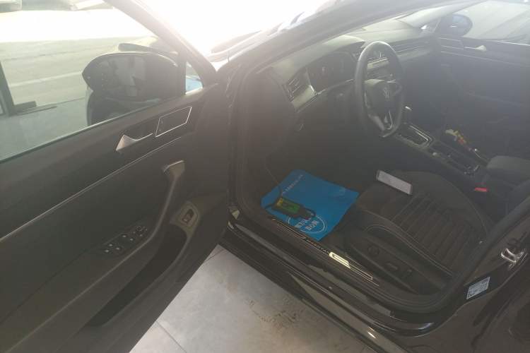 Used Volkswagen Magotan 2020 330TSI DSG Luxury Edition Driver Seat