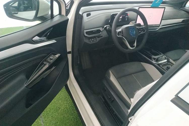 Used Volkswagen ID.4 CROZZ 2026 Model Pure Enjoyment Edition PURE