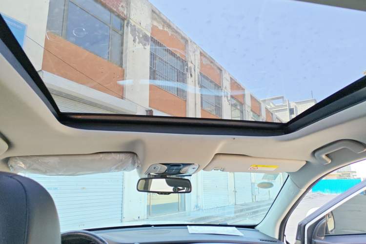 Used GAC Trumpchi GS8 2017 320T Two-Wheel Drive Luxury Smart Connectivity Version (7 Seats)
