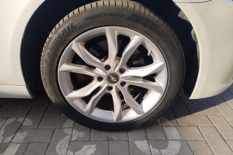 Used BMW 5 Series 2014 528Li xDrive Premium Edition
