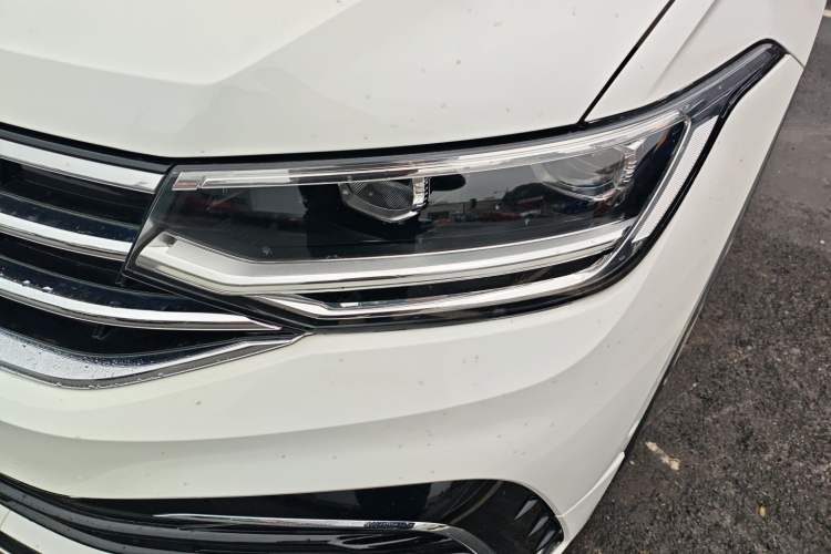 Used Volkswagen Tiguan L 2022 330TSI Automatic Two-Wheel Drive R-Line Enhanced Edition