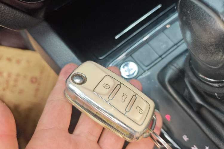 Used Volkswagen Sagitar 2018 180TSI DSG Prestige Edition Vehicle Key