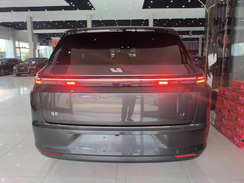 Used Li Auto L7 2023 Air model — 5