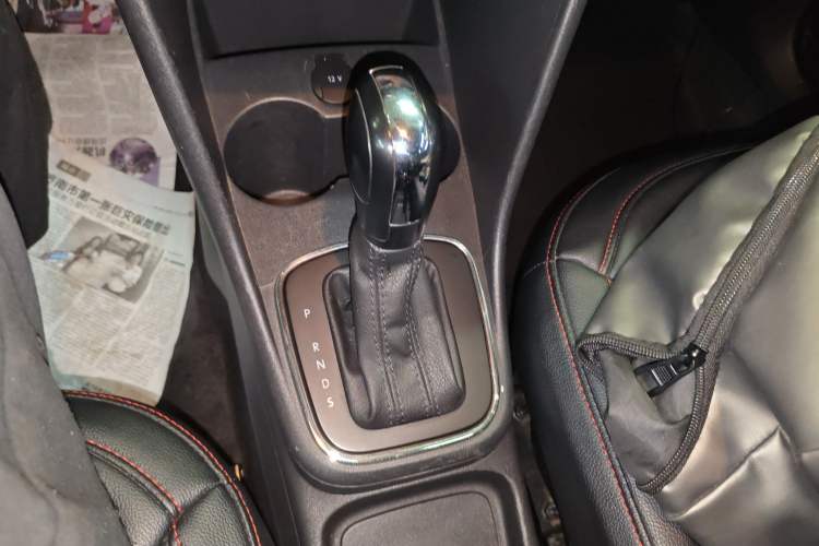 Used Volkswagen Polo 2018 1.5L Automatic Advanced Driving Model Gear Lever