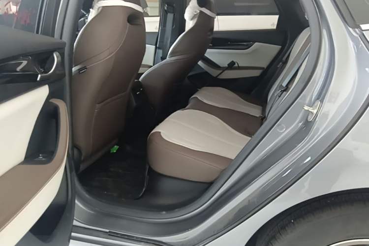 Used BYD Qin PLUS 2024 HONOR Edition DM-i 55KM Leading Model