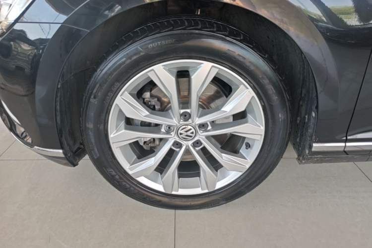 Used Volkswagen Magotan 2018 Facelift 330TSI DSG Luxury Model