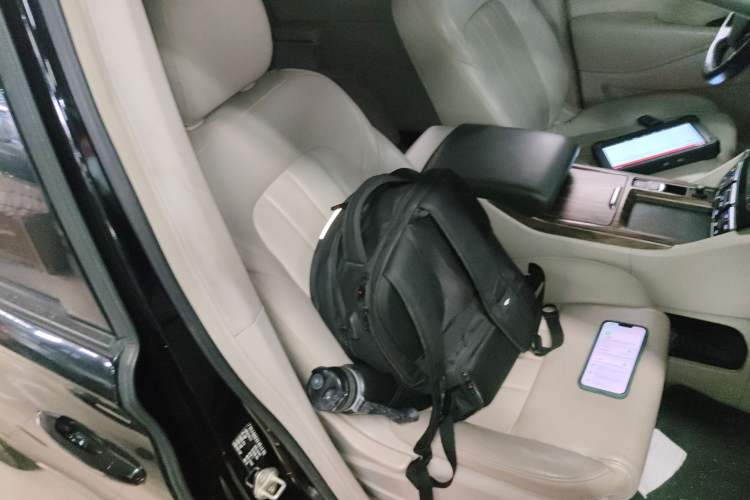 Used GAC Trumpchi M8 2018 320T Luxury Edition Right Front Seat