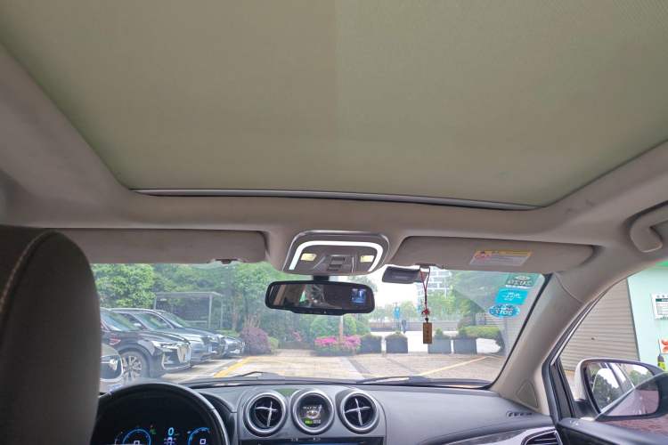 Used BYD Tang New Energy 2015 2.0T Four-Wheel-Drive Flagship Model Headliner