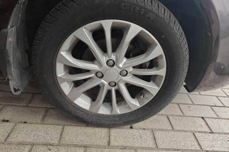 Used Geely Auto Vision 2015 1.5L Manual Happiness Edition