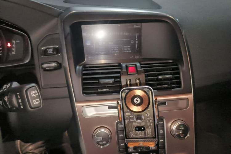 Used Volvo XC60 2017 T5 Smart Upgrade Edition