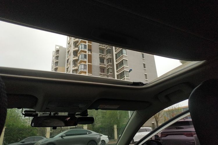 Used Toyota Corolla 2017 Revised Dual-Engine 1.8L E-CVT Leading Edition Headliner