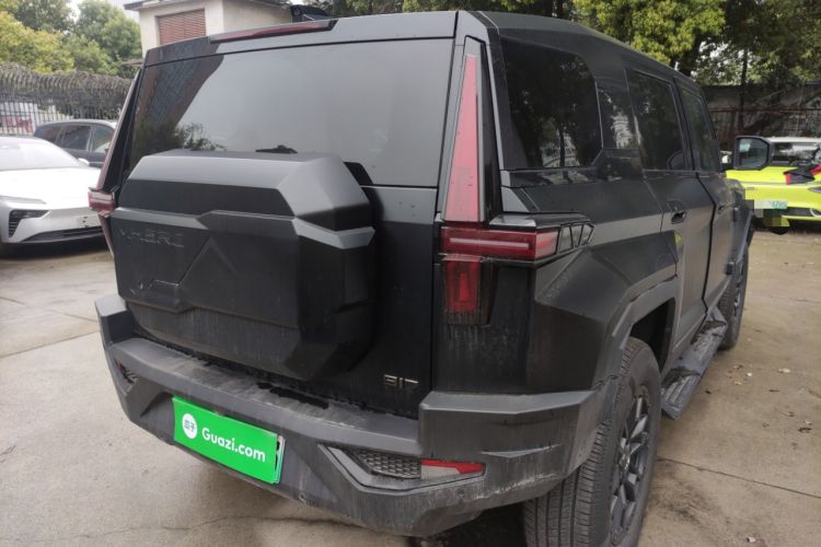 Used Brave warrior 917 2023 Range-Extended Base Model
