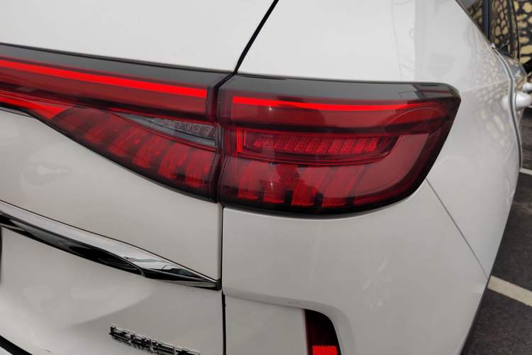 Used Haval H6 2021 3rd Generation 1.5T Automatic Two-Wheel-Drive Supreme Right Rear Taillight