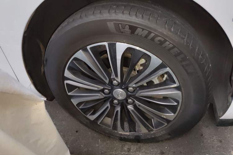 Used Buick GL8 2020 ES Land Cruiser 653T Luxury Model
