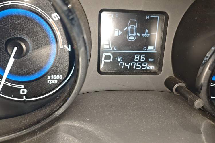 Used Cowin E3 2018 1.5L Automatic Luxury Version