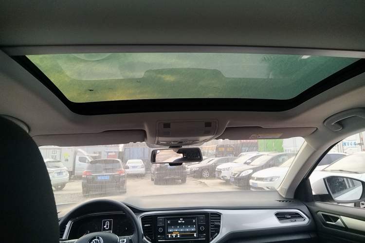 Used Volkswagen T-ROC 2020 230TSI DSG Two-Wheel Drive Advanced Version Headliner