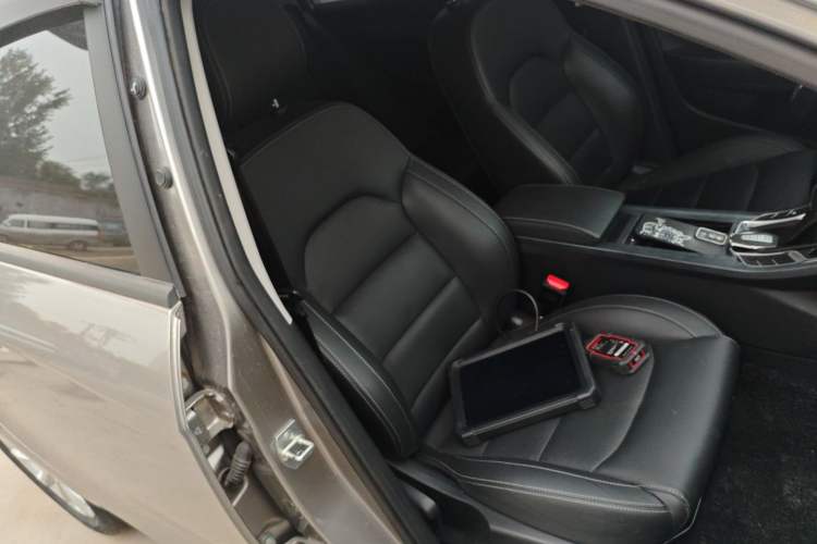 Used Geely Auto Emgrand 2021 UP 1.5L CVT Luxury Model
