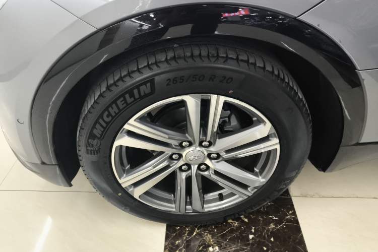 Used Cadillac LYRIQ 2022 Rear-Drive Long-Range Luxury Edition Exterior 4