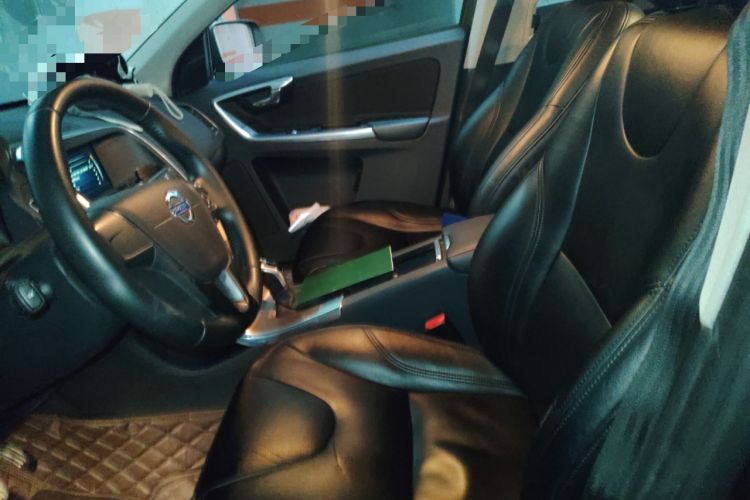 Used Volvo XC60 2016 T5 Smart Drive Edition Left Front Seat