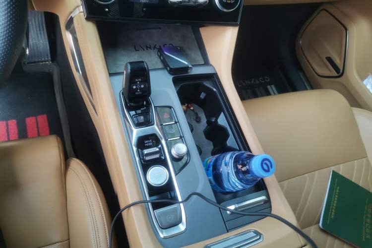 Used Lynk & Co 09 EM-P 2023 2.0TD EM-P Four-Wheel Drive Asian Games Executive Edition Five Seats
