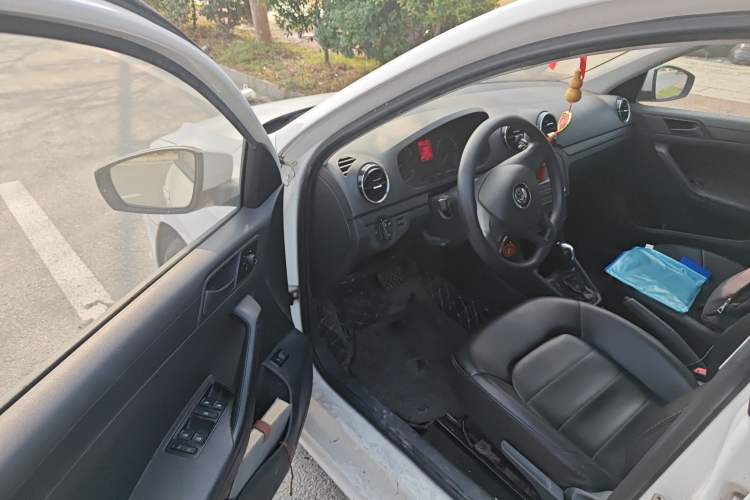 Used Volkswagen Jetta 2017 1.5L Automatic Fashion Model
