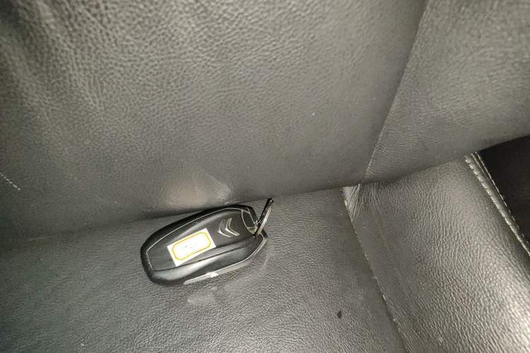 Used Citroen C4L 2014 1.6THP Intelligent Drive Automatic Dynamic Model Interior 1