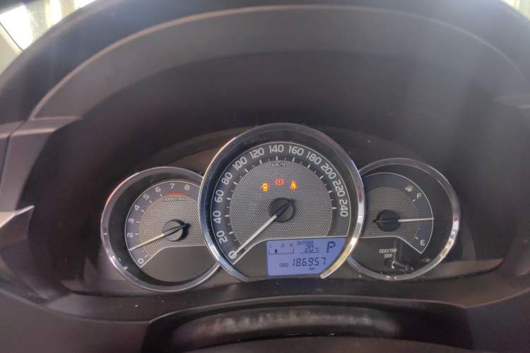 Used Toyota Corolla 2017 Revised Version 1.6L S-CVT GL Instrument Cluster