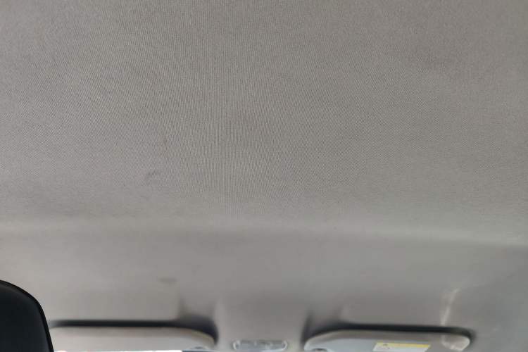 Used Peugeot 301 2014 1.6L Manual Comfort Edition