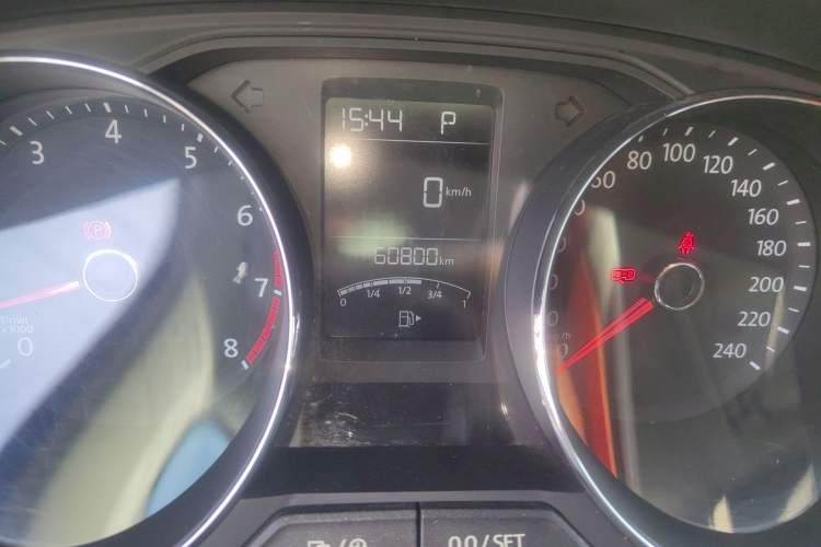 Used Volkswagen Gran Lavida 2015 1.6L Automatic Comfort Edition
