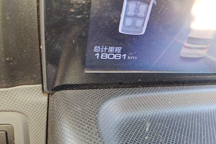Used Wuling Hongguang MINIEV 2021 Macaron Fashion Model Lithium Iron Phosphate Odometer Close Up