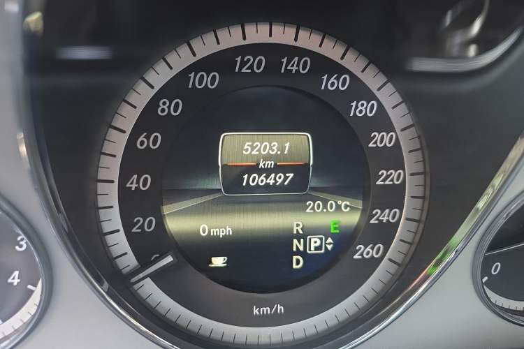 Used Mercedes-Benz E-Class 2013 E 260 L CGI Stylish Model
