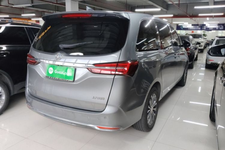 Used Buick GL8 2021 Land Cruiser Executive Class 652T Luxury Model Rear Right 45 Deg