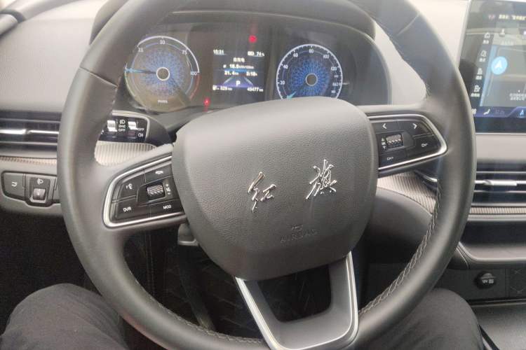 Used Hongqi E-QM5 2022 431 km Charge & Enjoy Edition
